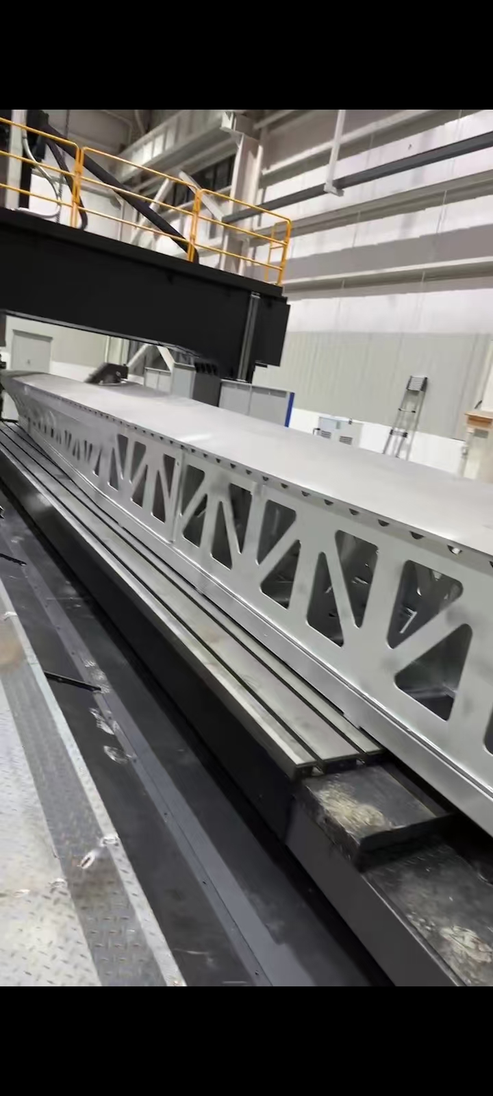 Innovation leads the future -10 meter gantry machining center opens a new chapter in intelligent manufacturing