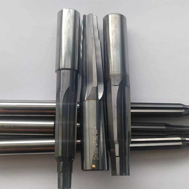 High Accuracy Solid Carbide Reamers for Cutting Hard And Abrasive materials